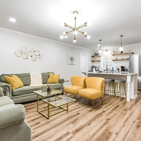 Modern Bungalow In The Heart Of Raleigh W King Bed